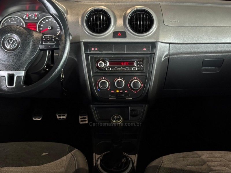 VOLKSWAGEN SAVEIRO 1.6 CROSS CE 8V 2012/2013 GRIFFCAR MULTIMARCAS DOIS IRMÃOS / Carros no Vale