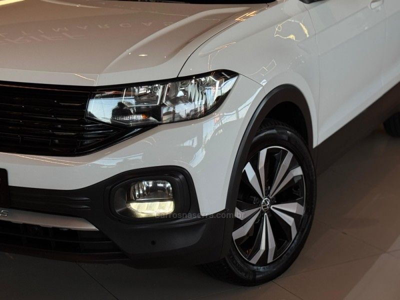 VOLKSWAGEN T-CROSS 1.0 TSI 200 12V 2019/2020 GRIFFCAR MULTIMARCAS DOIS IRMÃOS / Carros no Vale