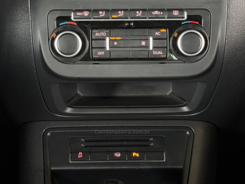 VOLKSWAGEN TIGUAN 2.0 TSI 16V TURBO TIPTRONIC 2012/2012 GRIFFCAR MULTIMARCAS DOIS IRMÃOS / Carros no Vale
