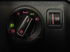 VOLKSWAGEN TIGUAN 2.0 TSI 16V TURBO TIPTRONIC 2012/2012 GRIFFCAR MULTIMARCAS DOIS IRMÃOS / Carros no Vale