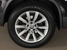 VOLKSWAGEN TIGUAN 2.0 TSI 16V TURBO TIPTRONIC 2012/2012 GRIFFCAR MULTIMARCAS DOIS IRMÃOS / Carros no Vale