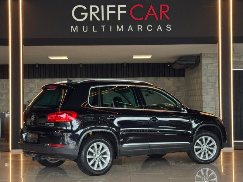 VOLKSWAGEN TIGUAN 2.0 TSI 16V TURBO TIPTRONIC 2012/2012 GRIFFCAR MULTIMARCAS DOIS IRMÃOS / Carros no Vale