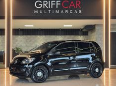 VOLKSWAGEN UP 1.0 TSI MOVE UP 12V 2015/2016 GRIFFCAR MULTIMARCAS DOIS IRMÃOS / Carros no Vale