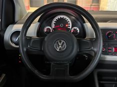 VOLKSWAGEN UP 1.0 TSI MOVE UP 12V 2015/2016 GRIFFCAR MULTIMARCAS DOIS IRMÃOS / Carros no Vale