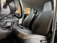 VOLKSWAGEN UP 1.0 TSI MOVE UP 12V 2015/2016 GRIFFCAR MULTIMARCAS DOIS IRMÃOS / Carros no Vale