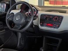 VOLKSWAGEN UP 1.0 TSI MOVE UP 12V 2015/2016 GRIFFCAR MULTIMARCAS DOIS IRMÃOS / Carros no Vale
