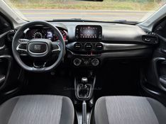 FIAT ARGO 1.0 DRIVE 6V 2023/2024 KASPER VEÍCULOS DOIS IRMÃOS / Carros no Vale