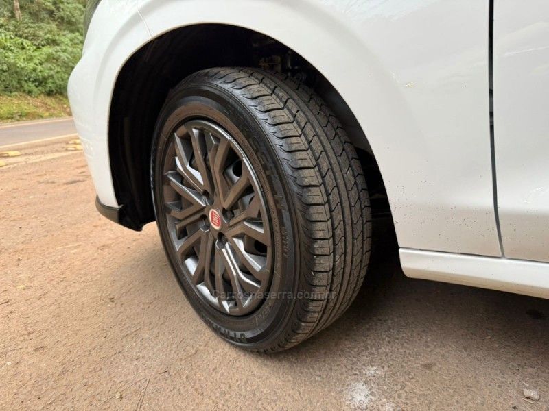 FIAT ARGO 1.0 DRIVE 6V 2023/2024 KASPER VEÍCULOS DOIS IRMÃOS / Carros no Vale