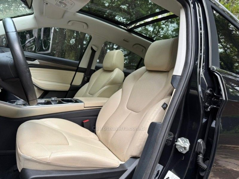 FORD TERRITORY 1.5 GTDI ECOBOOST TITANIUM 16V 2022/2023 KASPER VEÍCULOS DOIS IRMÃOS / Carros no Vale