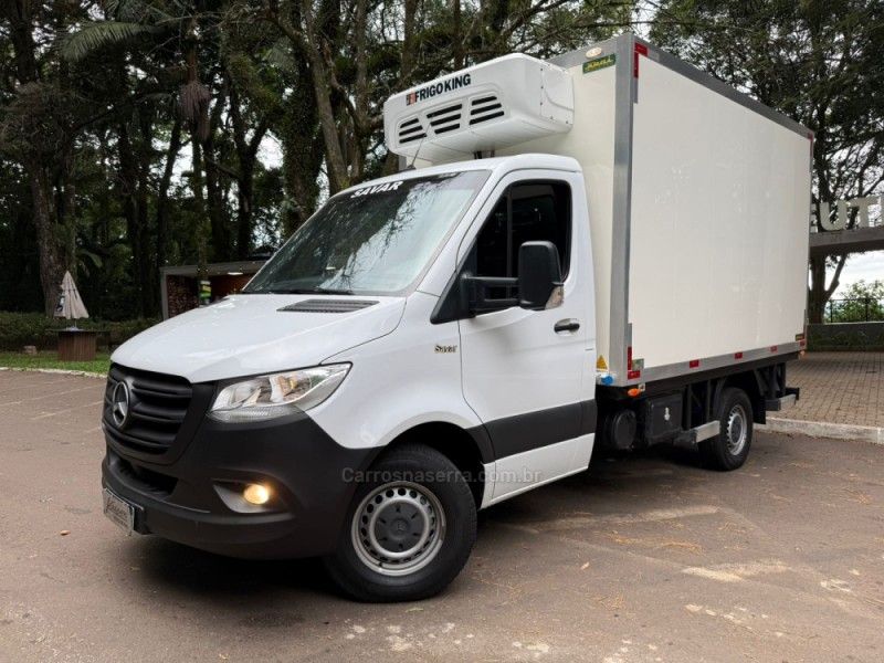 MERCEDES-BENZ SPRINTER 2.2 CHASSI 416 LONGO TURBO 2019/2020 KASPER VEÍCULOS DOIS IRMÃOS / Carros no Vale