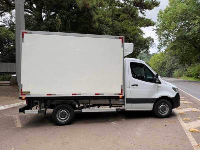 MERCEDES-BENZ SPRINTER 2.2 CHASSI 416 LONGO TURBO 2019/2020 KASPER VEÍCULOS DOIS IRMÃOS / Carros no Vale