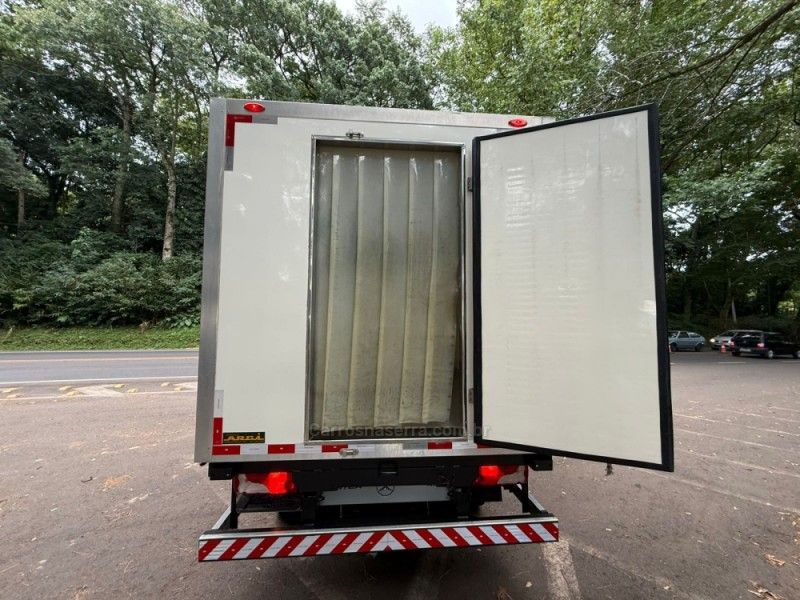 MERCEDES-BENZ SPRINTER 2.2 CHASSI 416 LONGO TURBO 2019/2020 KASPER VEÍCULOS DOIS IRMÃOS / Carros no Vale