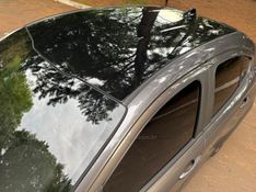 RENAULT DUSTER 1.6 DYNAMIQUE 4X2 16V 2018/2019 KASPER VEÍCULOS DOIS IRMÃOS / Carros no Vale