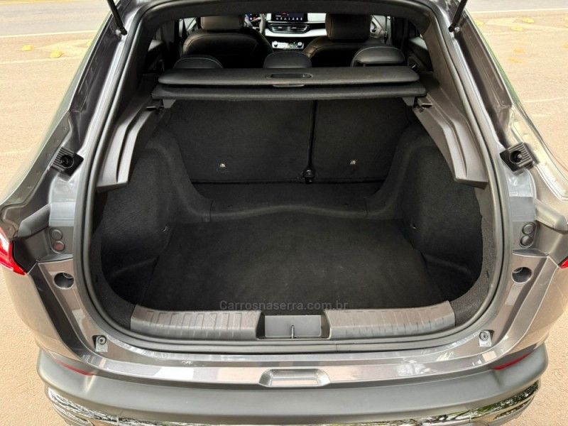 RENAULT DUSTER 1.6 DYNAMIQUE 4X2 16V 2018/2019 KASPER VEÍCULOS DOIS IRMÃOS / Carros no Vale