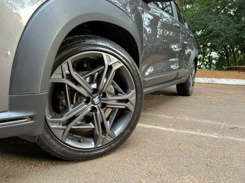 RENAULT DUSTER 1.6 DYNAMIQUE 4X2 16V 2018/2019 KASPER VEÍCULOS DOIS IRMÃOS / Carros no Vale