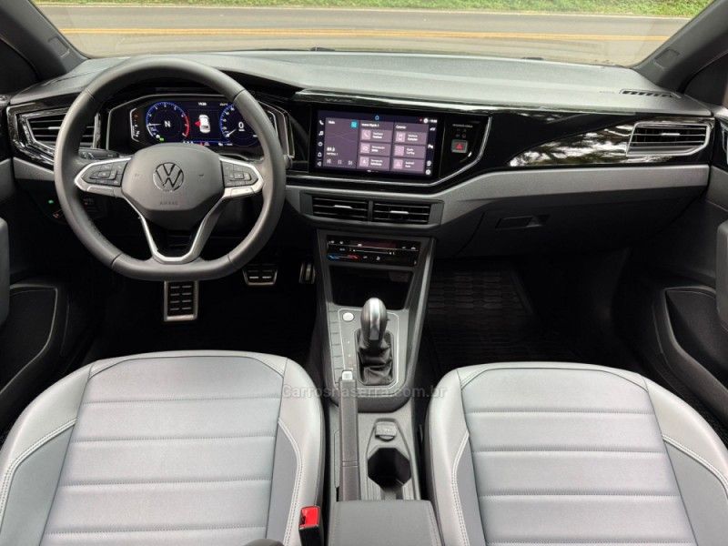 VOLKSWAGEN NIVUS 1.0 TSI HIGHLINE 2022/2022 KASPER VEÍCULOS DOIS IRMÃOS / Carros no Vale