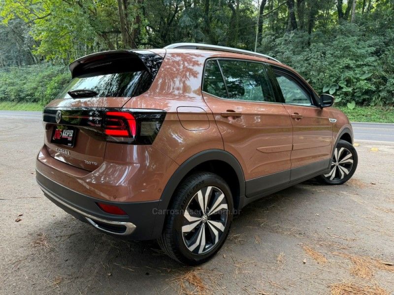 VOLKSWAGEN T-CROSS 1.4 HIGHLINE TSI 16V 2021/2021 KASPER VEÍCULOS DOIS IRMÃOS / Carros no Vale