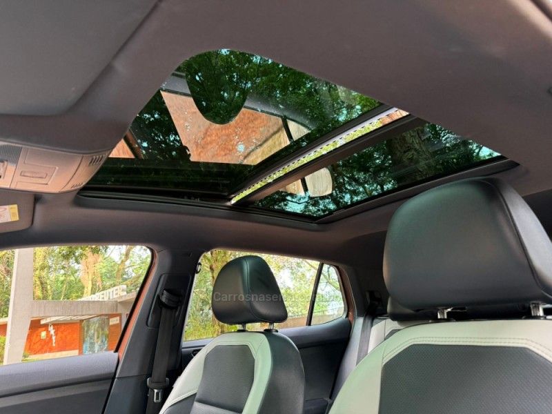 VOLKSWAGEN T-CROSS 1.4 HIGHLINE TSI 16V 2021/2021 KASPER VEÍCULOS DOIS IRMÃOS / Carros no Vale