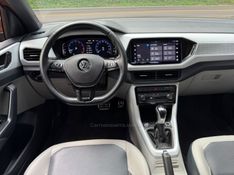 VOLKSWAGEN T-CROSS 1.4 HIGHLINE TSI 16V 2021/2021 KASPER VEÍCULOS DOIS IRMÃOS / Carros no Vale