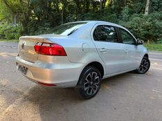 VOLKSWAGEN VOYAGE 1.6 MSI TOTALFLEX 2021/2022 KASPER VEÍCULOS DOIS IRMÃOS / Carros no Vale