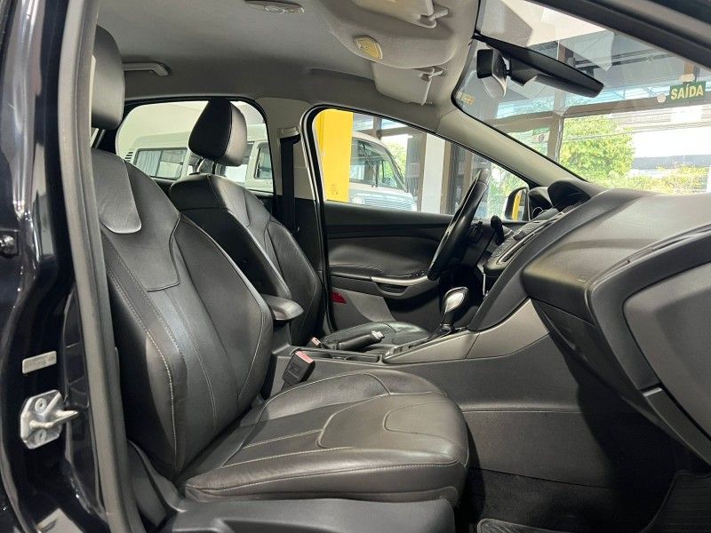 FORD FOCUS 2.0 SE PLUS 16V 2016/2016 PRIME MULTIMARCAS CAXIAS DO SUL / Carros no Vale