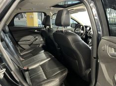 FORD FOCUS 2.0 TITANIUM PLUS HATCH 16V AUTO 2015/2015 PRIME MULTIMARCAS CAXIAS DO SUL / Carros no Vale