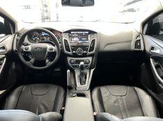 FORD FOCUS 2.0 TITANIUM PLUS HATCH 16V AUTO 2015/2015 PRIME MULTIMARCAS CAXIAS DO SUL / Carros no Vale