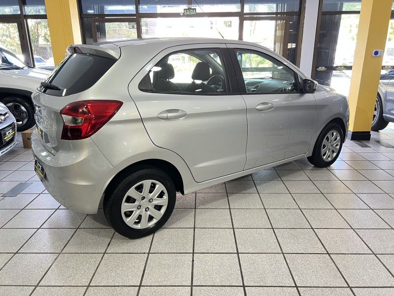 FORD KA 1.0 SE PLUS 12V 2018/2018 PRIME MULTIMARCAS CAXIAS DO SUL / Carros no Vale