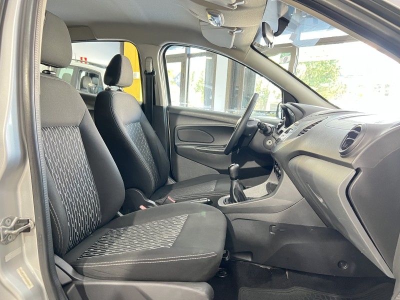 FORD KA 1.0 SE PLUS 12V 2018/2018 PRIME MULTIMARCAS CAXIAS DO SUL / Carros no Vale