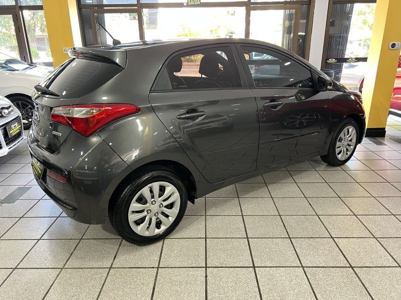 HYUNDAI HB20 1.6 COMFORT PLUS 16V 2017/2017 PRIME MULTIMARCAS CAXIAS DO SUL / Carros no Vale