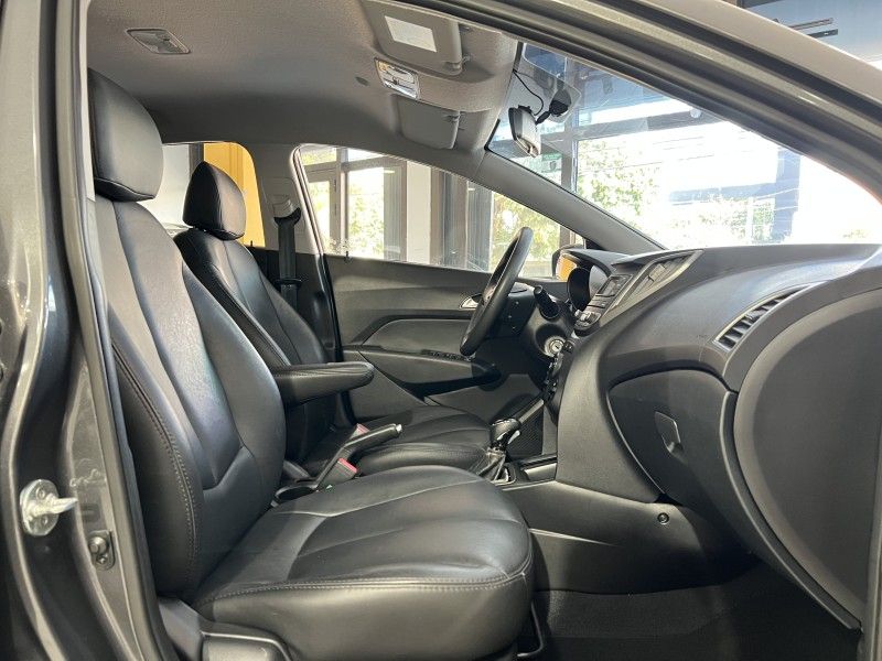 HYUNDAI HB20 1.6 COMFORT PLUS 16V 2017/2017 PRIME MULTIMARCAS CAXIAS DO SUL / Carros no Vale