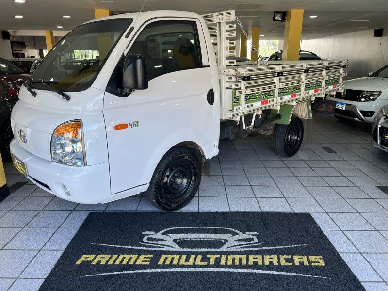 HYUNDAI HR 2.5 TCI HD LONGO SEM CAÇAMBA 4X2 8V 94CV TURBO INTERCOOLER 2010/2010 PRIME MULTIMARCAS CAXIAS DO SUL / Carros no Vale