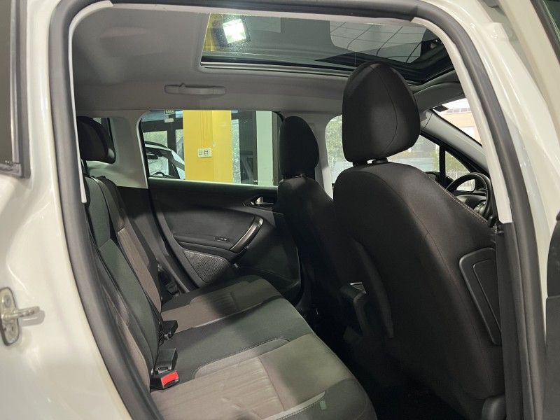 PEUGEOT 2008 1.6 16V GRIFFE 2018/2019 PRIME MULTIMARCAS CAXIAS DO SUL / Carros no Vale