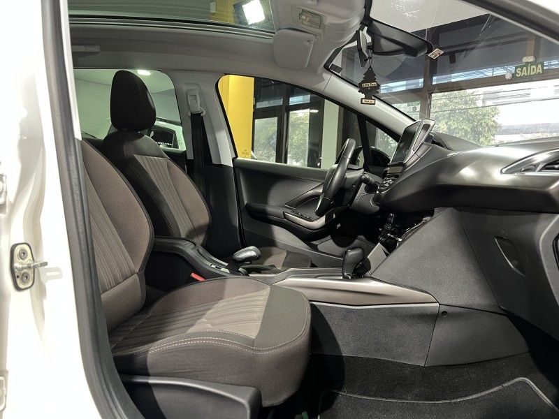 PEUGEOT 2008 1.6 16V GRIFFE 2018/2019 PRIME MULTIMARCAS CAXIAS DO SUL / Carros no Vale