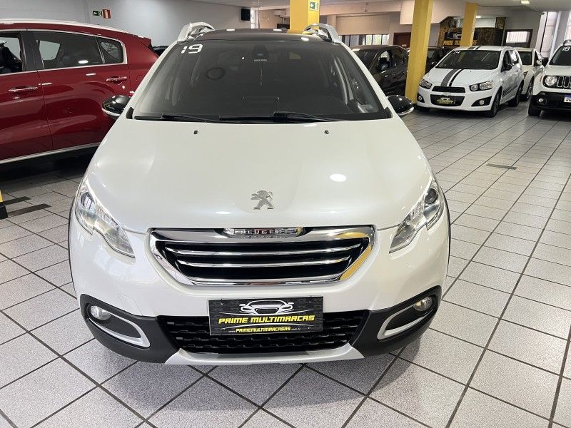 PEUGEOT 2008 1.6 16V GRIFFE 2018/2019 PRIME MULTIMARCAS CAXIAS DO SUL / Carros no Vale