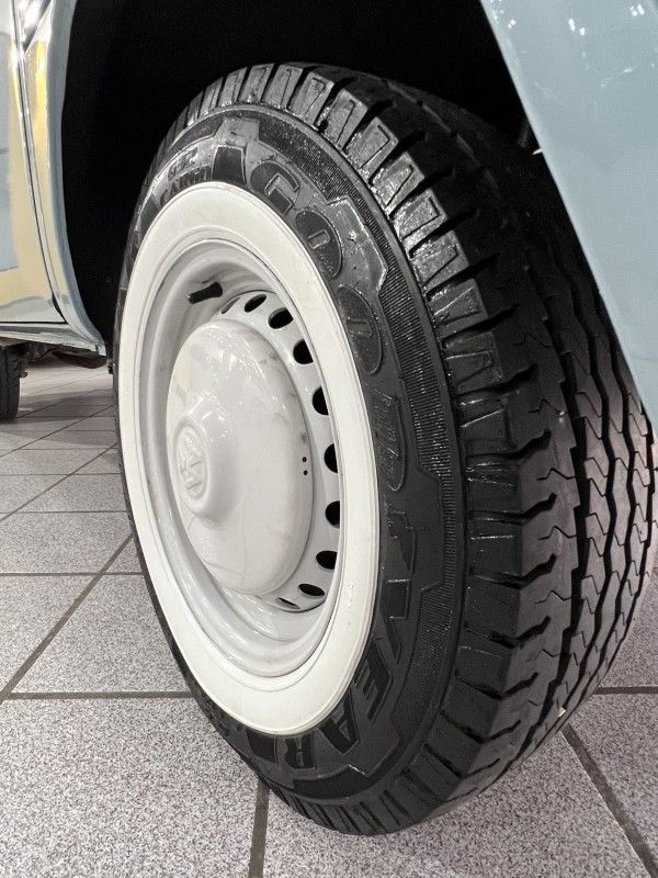 VOLKSWAGEN KOMBI 1.4 LAST EDITION 8V 2014/2014 PRIME MULTIMARCAS CAXIAS DO SUL / Carros no Vale