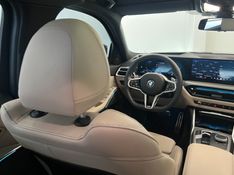 BMW 330E 2.0 M SPORT 16V TURBO HÍBRIDO 2024/2025 ÓTIMA CAR FLORES DA CUNHA / Carros no Vale