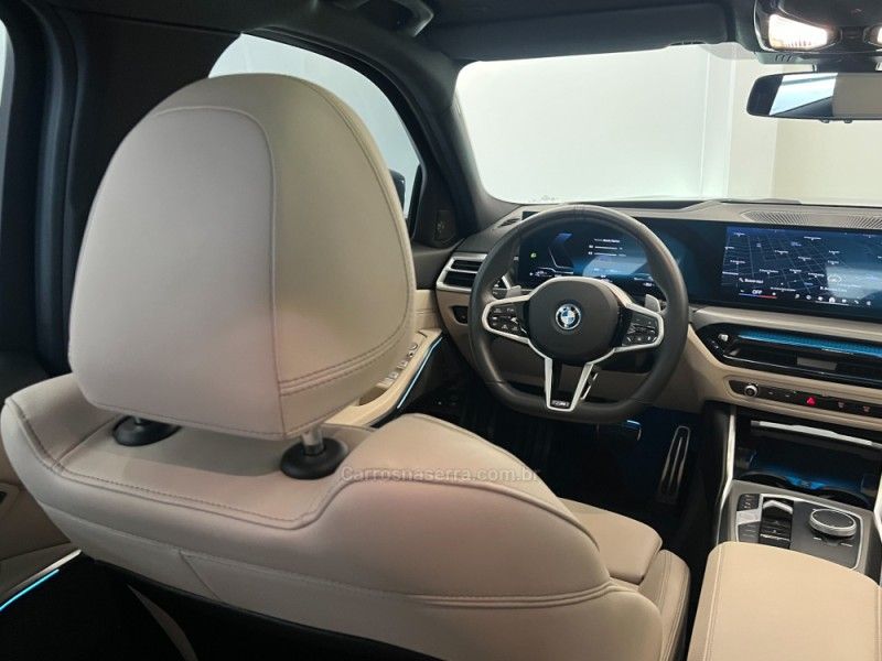 BMW 330E 2.0 M SPORT 16V TURBO HÍBRIDO 2024/2025 ÓTIMA CAR FLORES DA CUNHA / Carros no Vale BMW 330E 2.0 M SPORT 16V TURBO HÍBRIDO 2024/2025 ÓTIMA CAR FLORES DA CUNHA / Carros no Vale