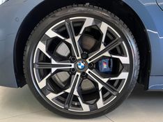 BMW 330E 2.0 M SPORT 16V TURBO HÍBRIDO 2024/2025 ÓTIMA CAR FLORES DA CUNHA / Carros no Vale