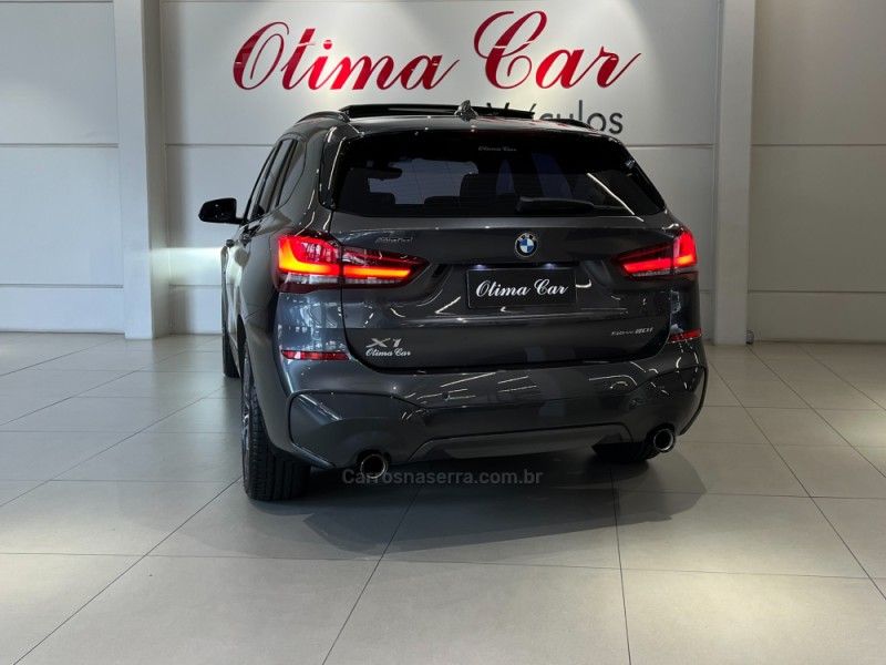 BMW X1 2.0 SDRIVE20I M SPORT PLUS 16V TURBO 2022/2022 ÓTIMA CAR FLORES DA CUNHA / Carros no Vale