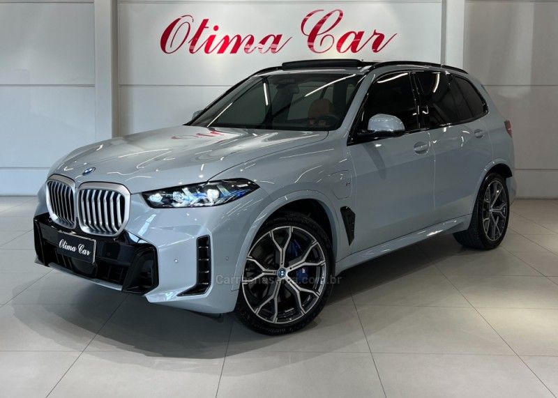 BMW X5 3.0 XDRIVE50E TURBO M SPORT HÍBRIDO 2025/2025 ÓTIMA CAR FLORES DA CUNHA / Carros no Vale