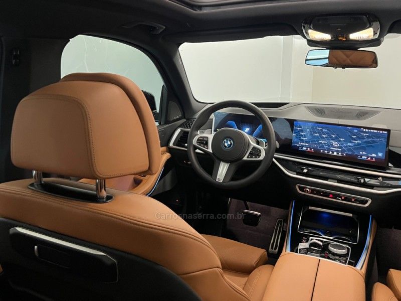BMW X5 3.0 XDRIVE50E TURBO M SPORT HÍBRIDO 2025/2025 ÓTIMA CAR FLORES DA CUNHA / Carros no Vale