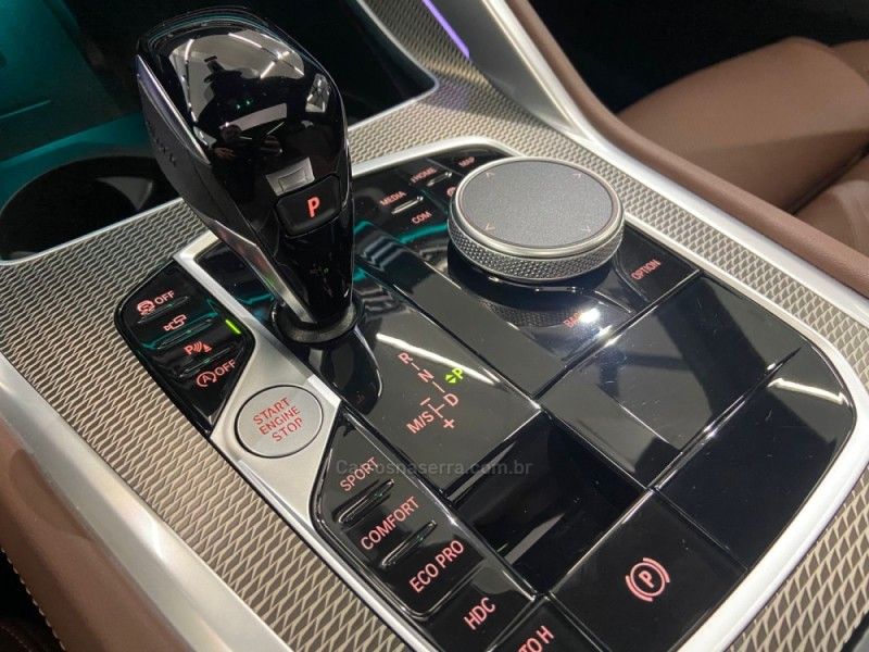 BMW X6 3.0 XDRIVE 40I M SPORT 24V TURBO 2023/2023 ÓTIMA CAR FLORES DA CUNHA / Carros no Vale