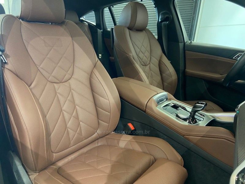 BMW X6 3.0 XDRIVE 40I M SPORT 24V TURBO 2023/2023 ÓTIMA CAR FLORES DA CUNHA / Carros no Vale