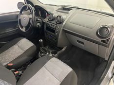 FORD FIESTA 1.0 ROCAM SE 8V 2013/2014 ÓTIMA CAR FLORES DA CUNHA / Carros no Vale