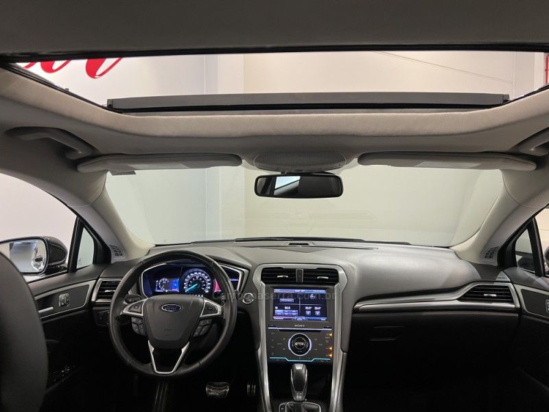 FORD FUSION 2.0 TITANIUM GTDI ECOBOOST AWD 2012/2013 ÓTIMA CAR FLORES DA CUNHA / Carros no Vale