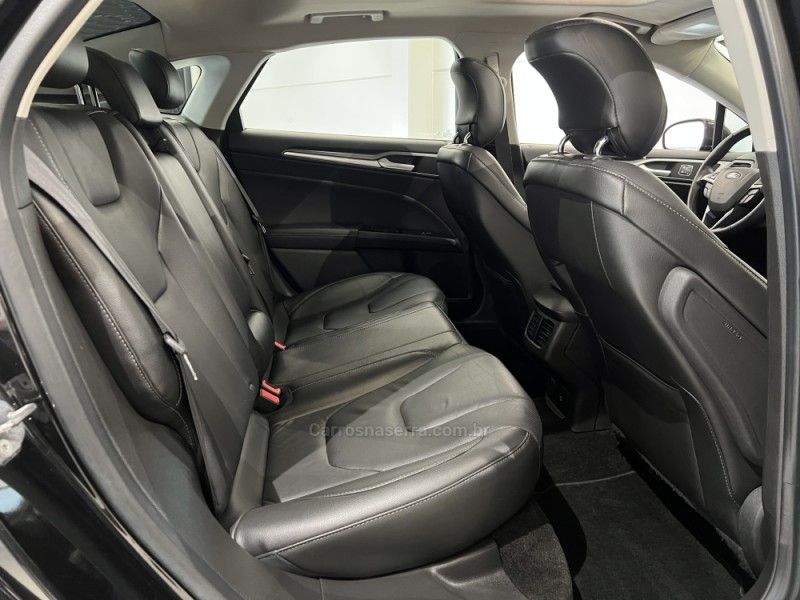 FORD FUSION 2.0 TITANIUM GTDI ECOBOOST AWD 2012/2013 ÓTIMA CAR FLORES DA CUNHA / Carros no Vale