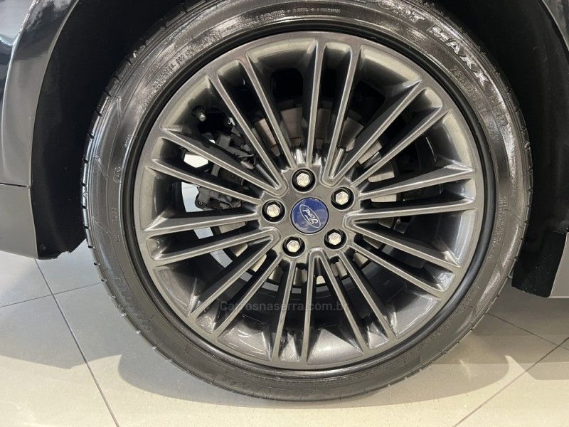 FORD FUSION 2.0 TITANIUM GTDI ECOBOOST AWD 2012/2013 ÓTIMA CAR FLORES DA CUNHA / Carros no Vale