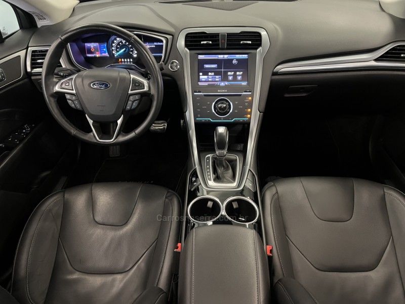 FORD FUSION 2.0 TITANIUM GTDI ECOBOOST AWD 2012/2013 ÓTIMA CAR FLORES DA CUNHA / Carros no Vale