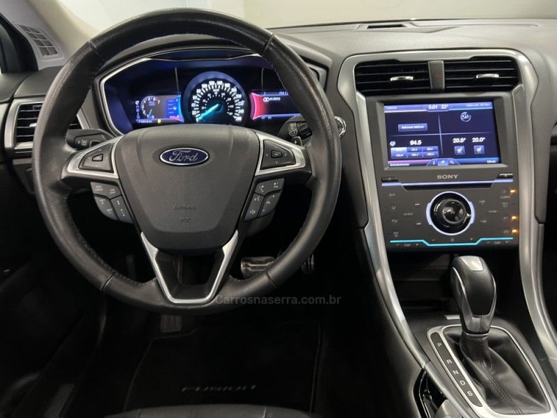 FORD FUSION 2.0 TITANIUM GTDI ECOBOOST AWD 2012/2013 ÓTIMA CAR FLORES DA CUNHA / Carros no Vale